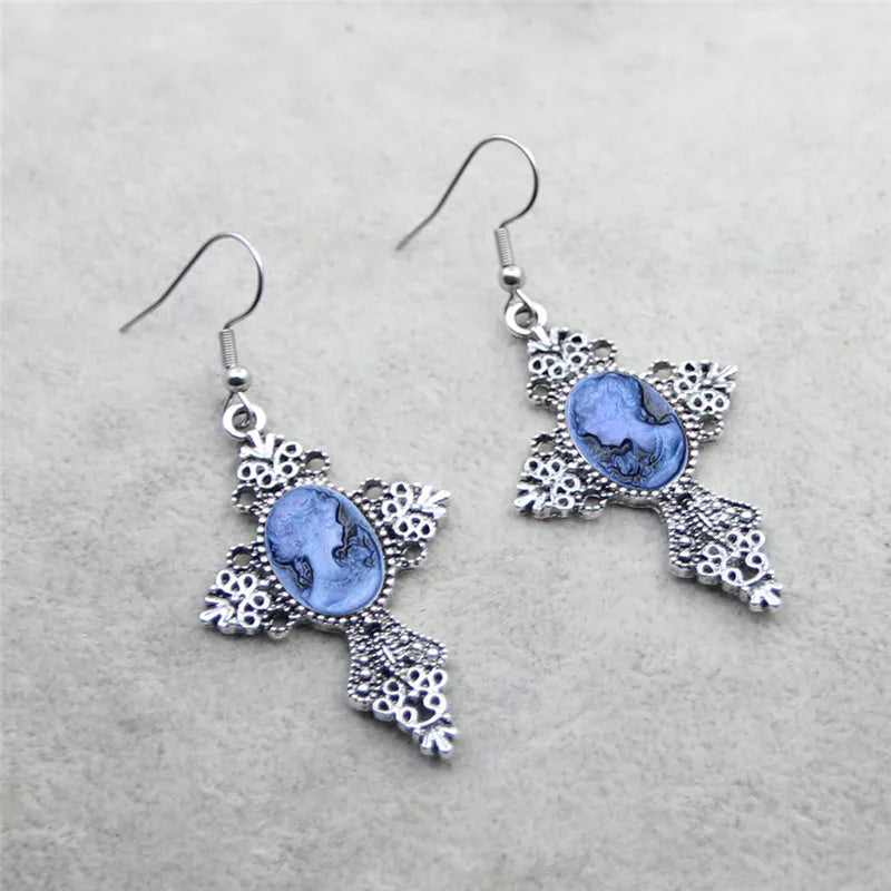 Vintage Look Cross Pendant Lady Queen Cameo Earrings For Women