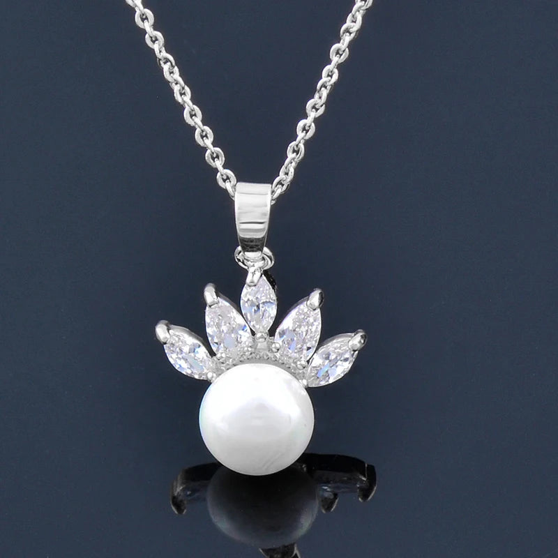 Korean Fashion Crystal Flower Pearl Pendant Stainless Steel Necklace For Women