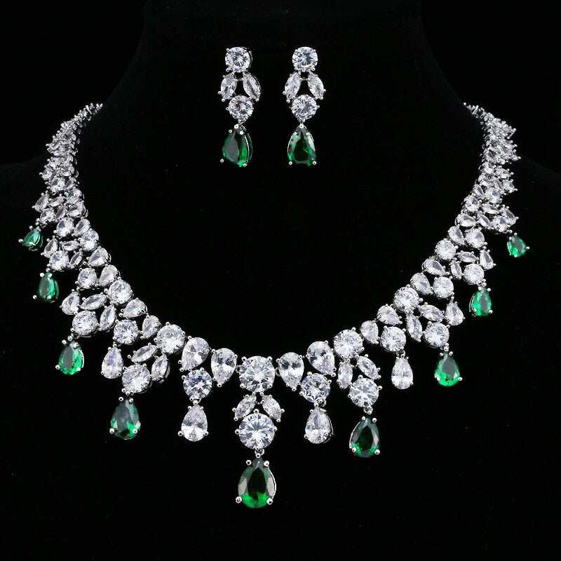 Luxury Emerald Green Necklace And Earring Set – Gofaer Finds store!