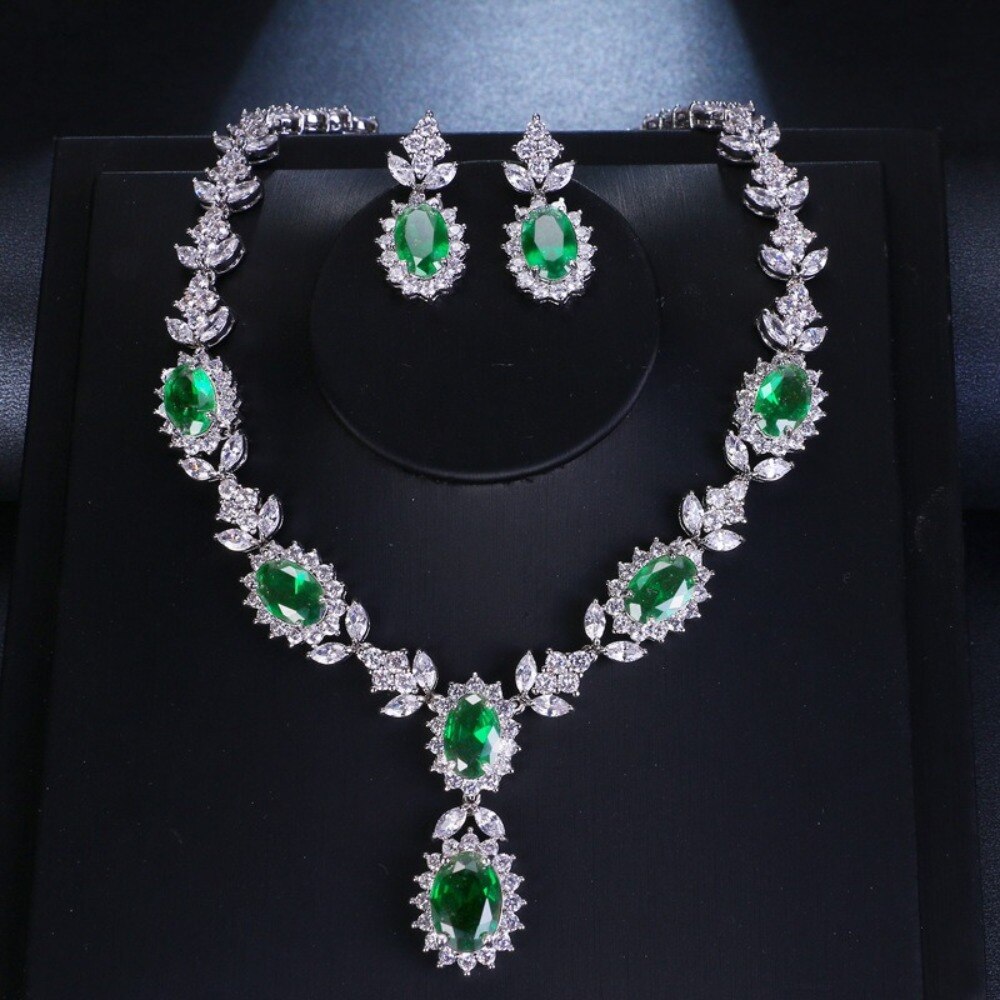 Luxury Emerald Green Necklace And Earring Set – Gofaer Finds store!