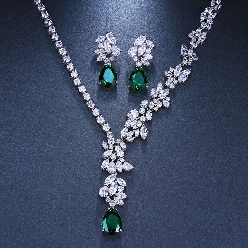 Luxury Emerald Green Necklace And Earring Set – Gofaer Finds store!