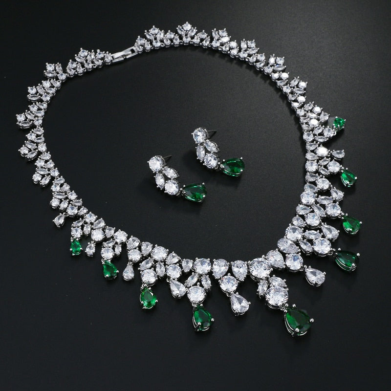 Luxury Emerald Green Necklace And Earring Set – Gofaer Finds store!