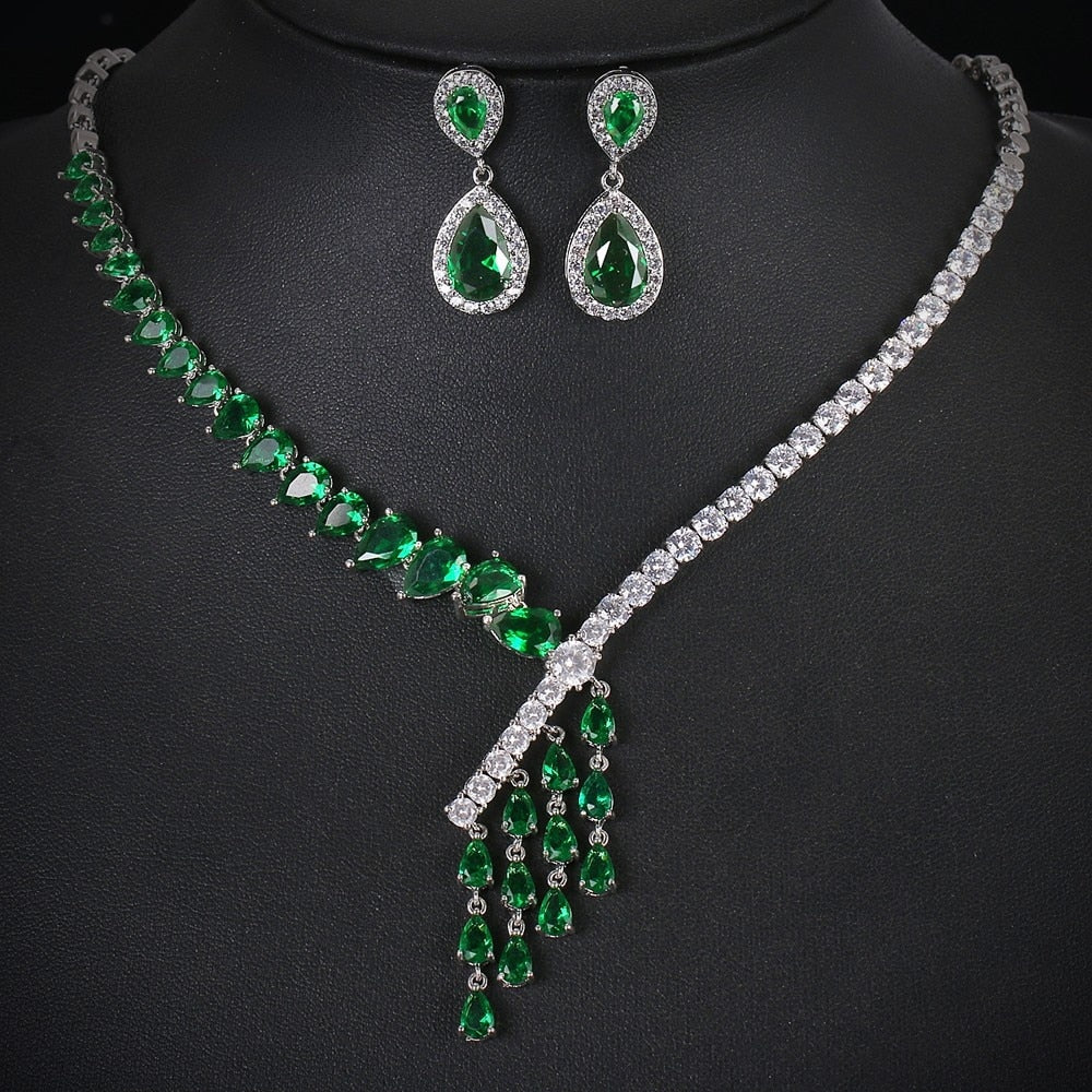 Luxury Emerald Green Necklace And Earring Set – Gofaer Finds store!