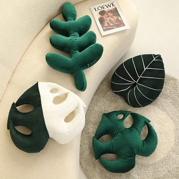 https://cdn.shopify.com/s/files/1/0586/4266/1551/products/tropical-leaves-soft-cushions-roomtery8.jpg?v=1680722593&width=360