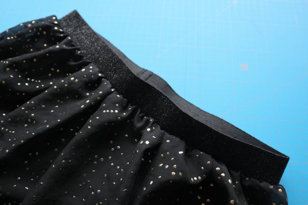 schoner hebzuchtig plotseling Hoe zet je tailleband van elastiek aan een rokje? – Fournituren.be