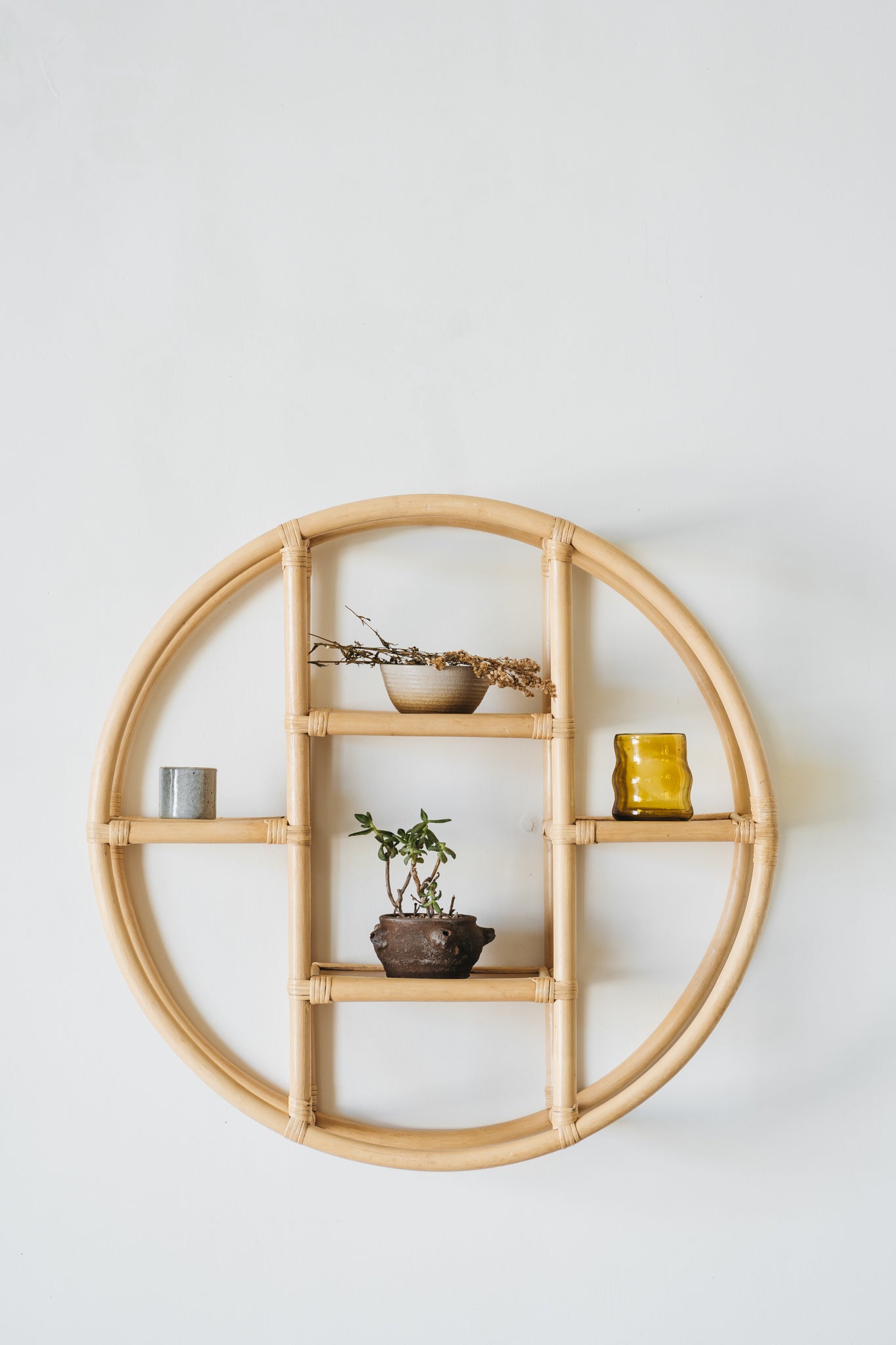 hanging circular shelf