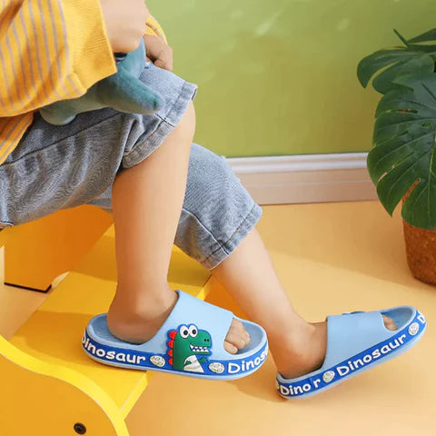 Chinelo Infantil Anti-Derrapante Crocks DinoBaby | Conforto Para Os Pés Do Seu Filho