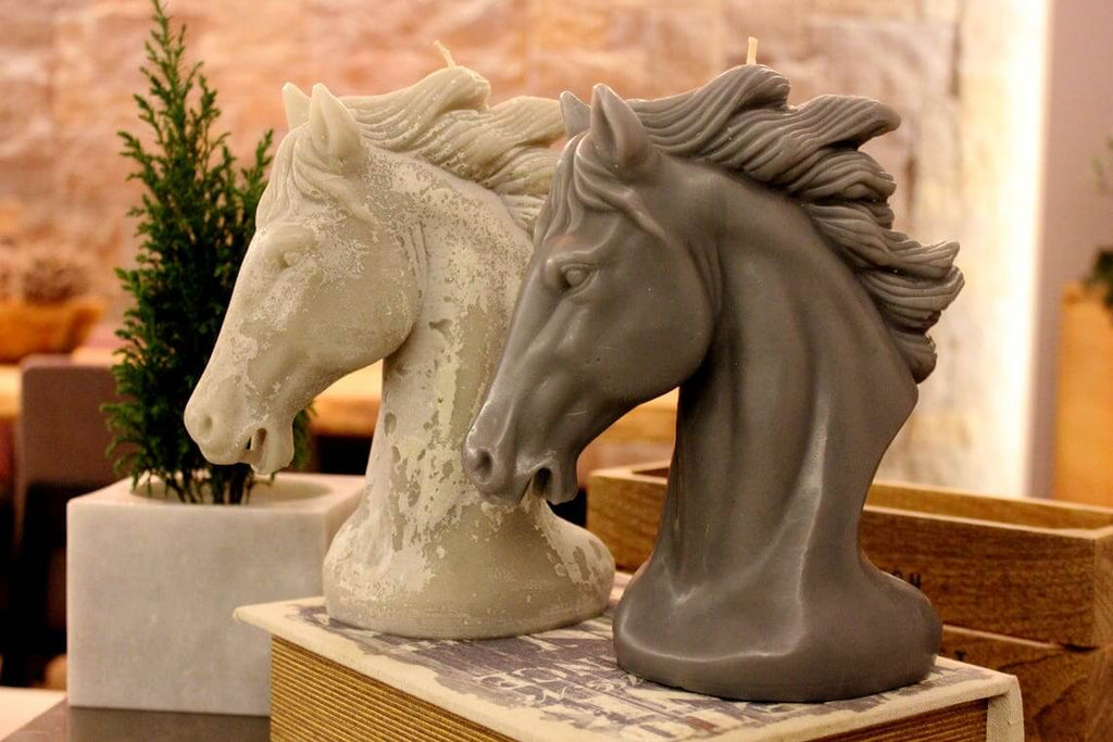 horse candle