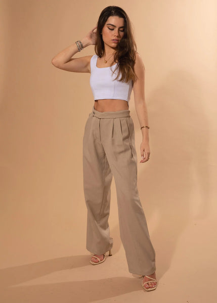 Effortlessly Chic: 11 Stylish Satin Pants Outfit Ideas