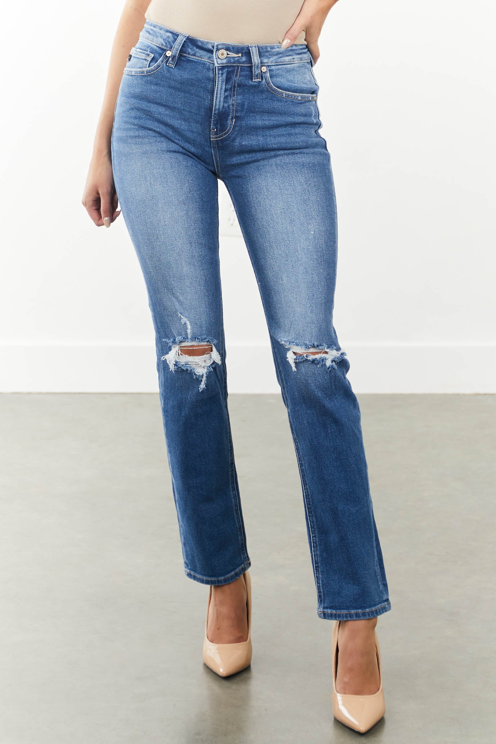 Medium High Rise Distressed Knee Straight Jeans