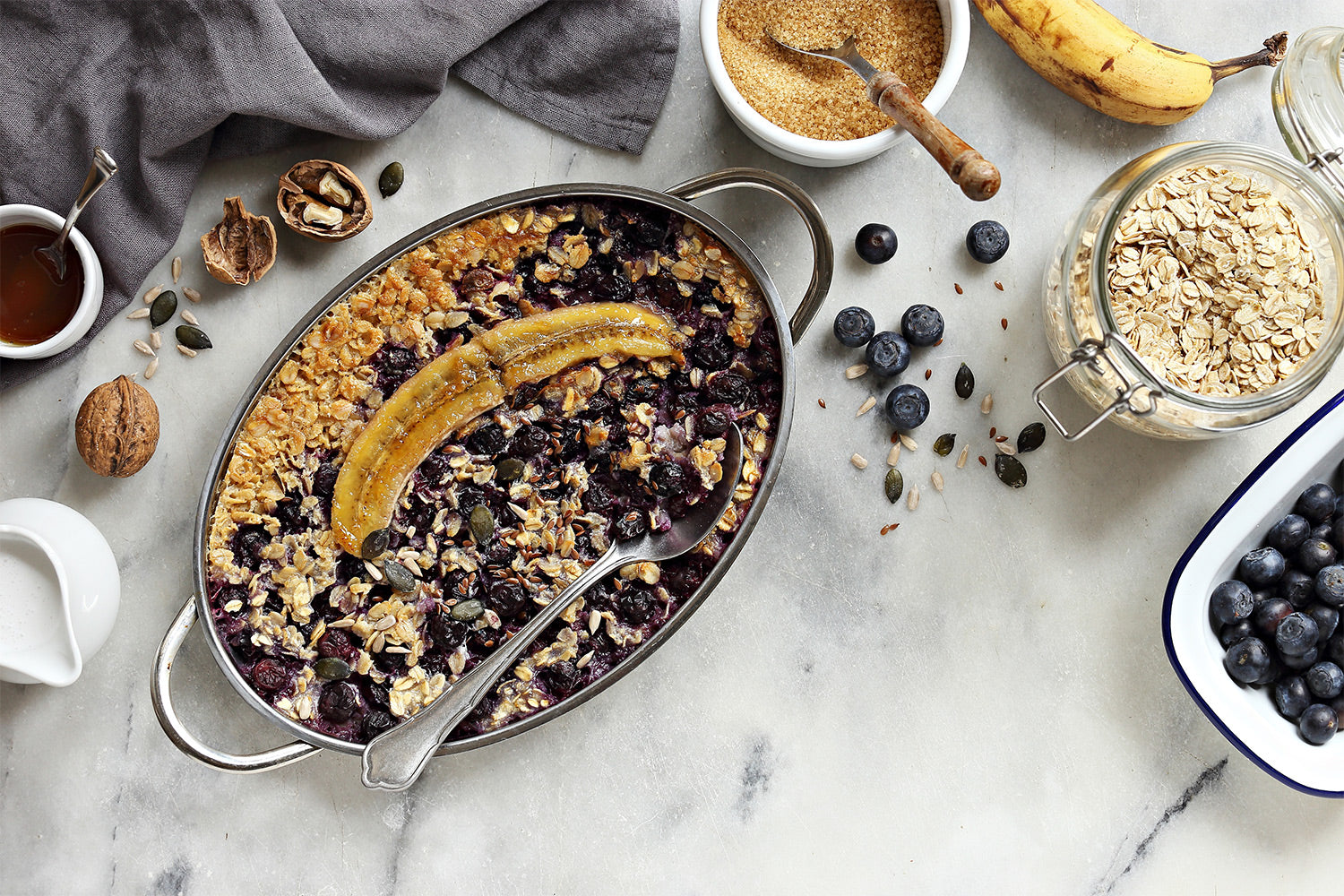 Blueberry and banana breakfast bowl idea 