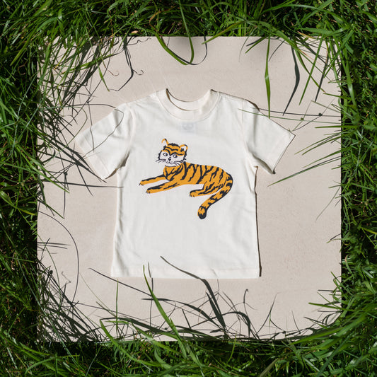  Azeeda Extra Large 'Fierce Tiger' Adult Sweatshirt