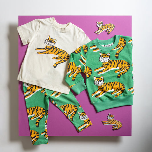  Azeeda Extra Large 'Fierce Tiger' Adult Sweatshirt