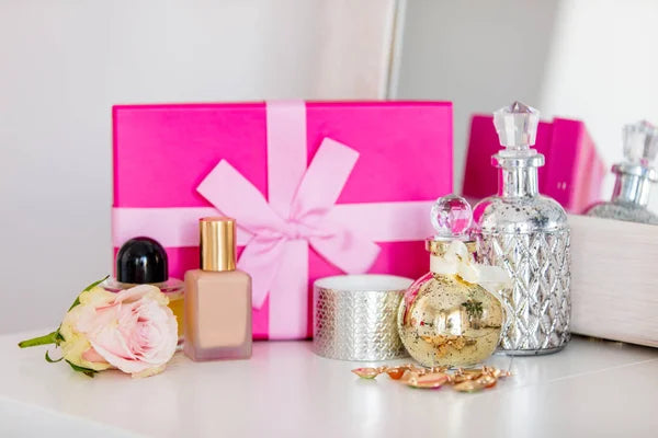 Ideas de regalo de perfume para mujer Para Cumpleaños y Navidad