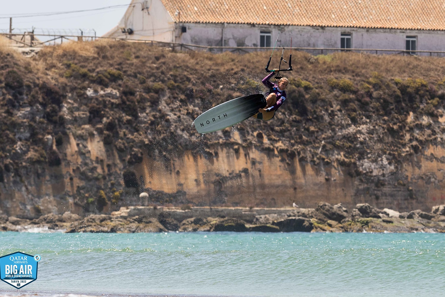 Capucine Delannoy wins the women's strapless freestyle at 2022 Qatar GKA Big Air World Championships