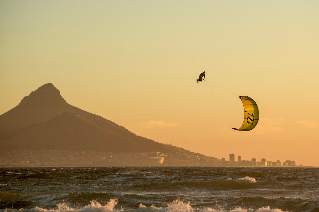 Looping it low in Cape Town - Rider Luca Ceruti. Photo Craig Kolesky