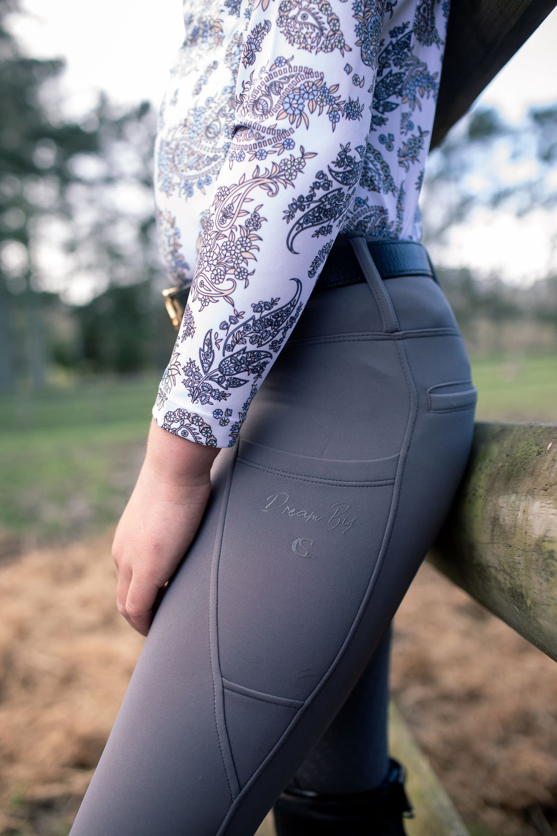 Women's Horse Riding Leggings. Winter Riding Tights with phone pocket. –  Saddle & Canter