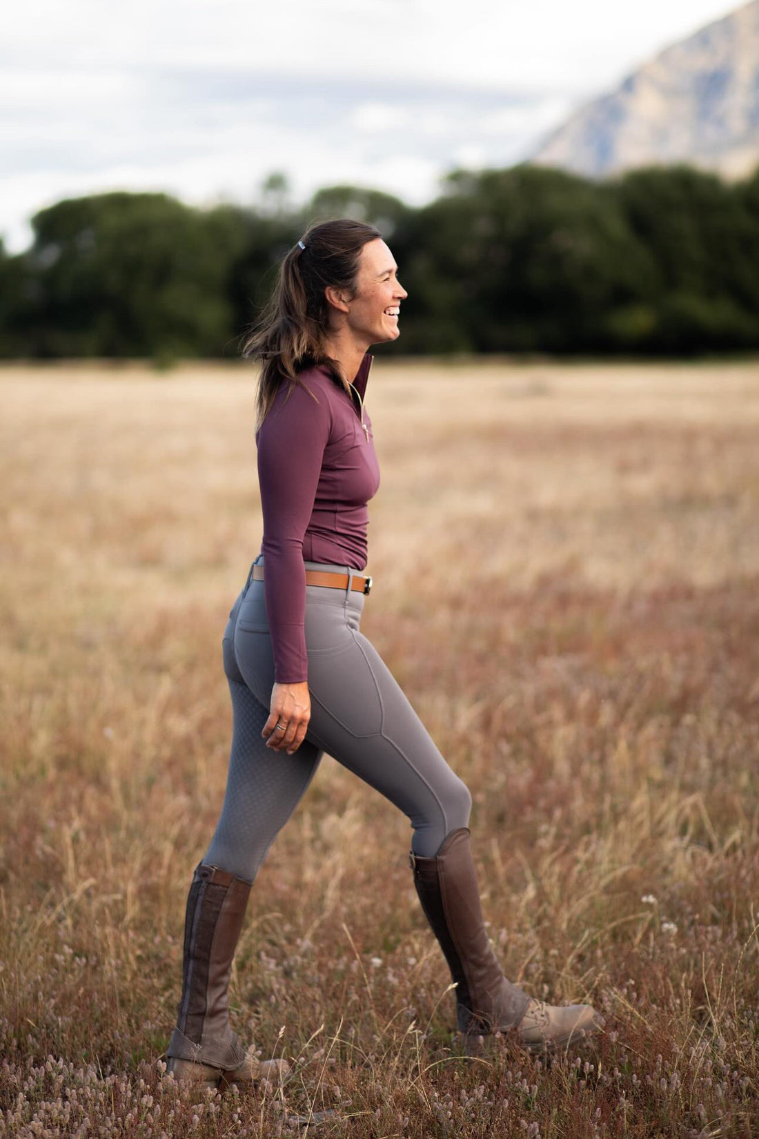 Women's Horse Riding Leggings. Ladies Riding Tights with phone pocket.