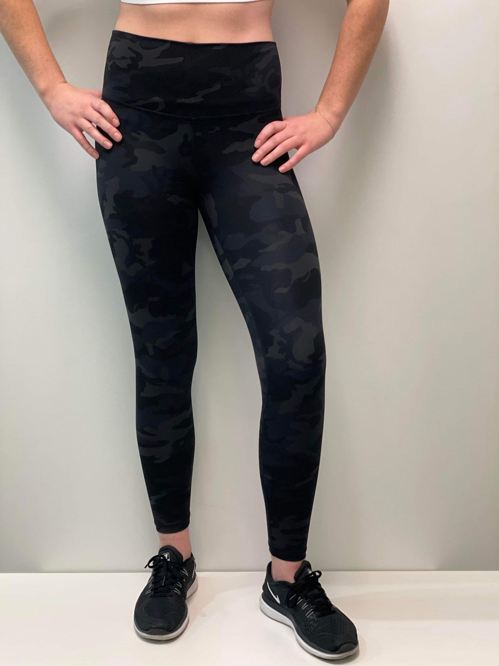 Asquith Move It Leggings Black : Extra Small - PLAISIRS - Wellbeing