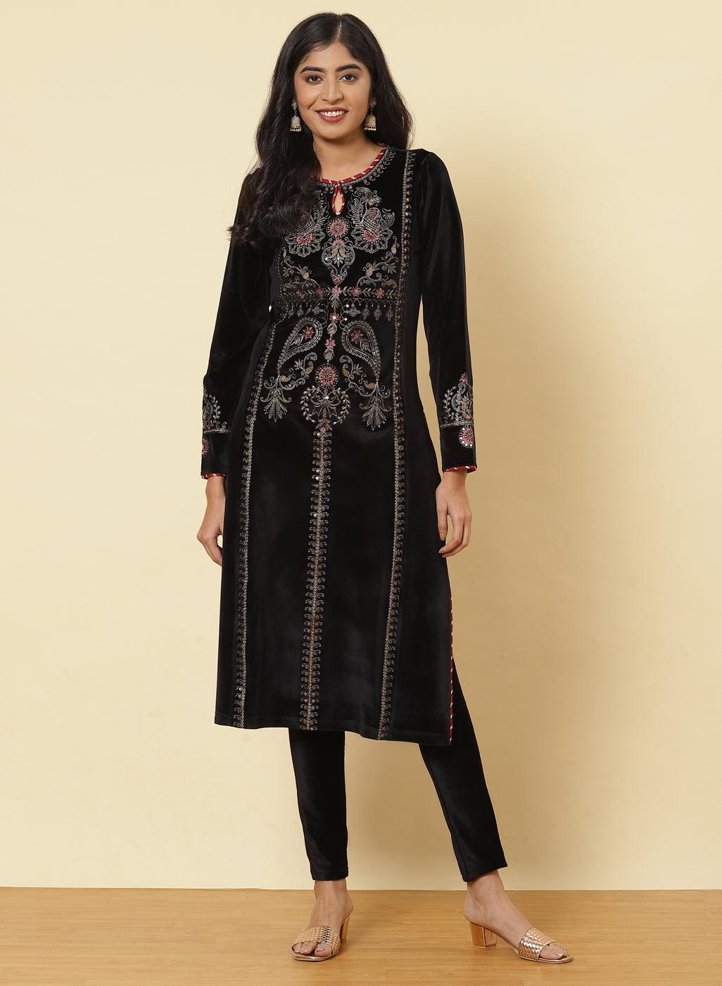 Black Jewel Embroidered Velvet Kurti With Salwar And Net Dupatta at Rs  6199.00 | ID: 2849323911712