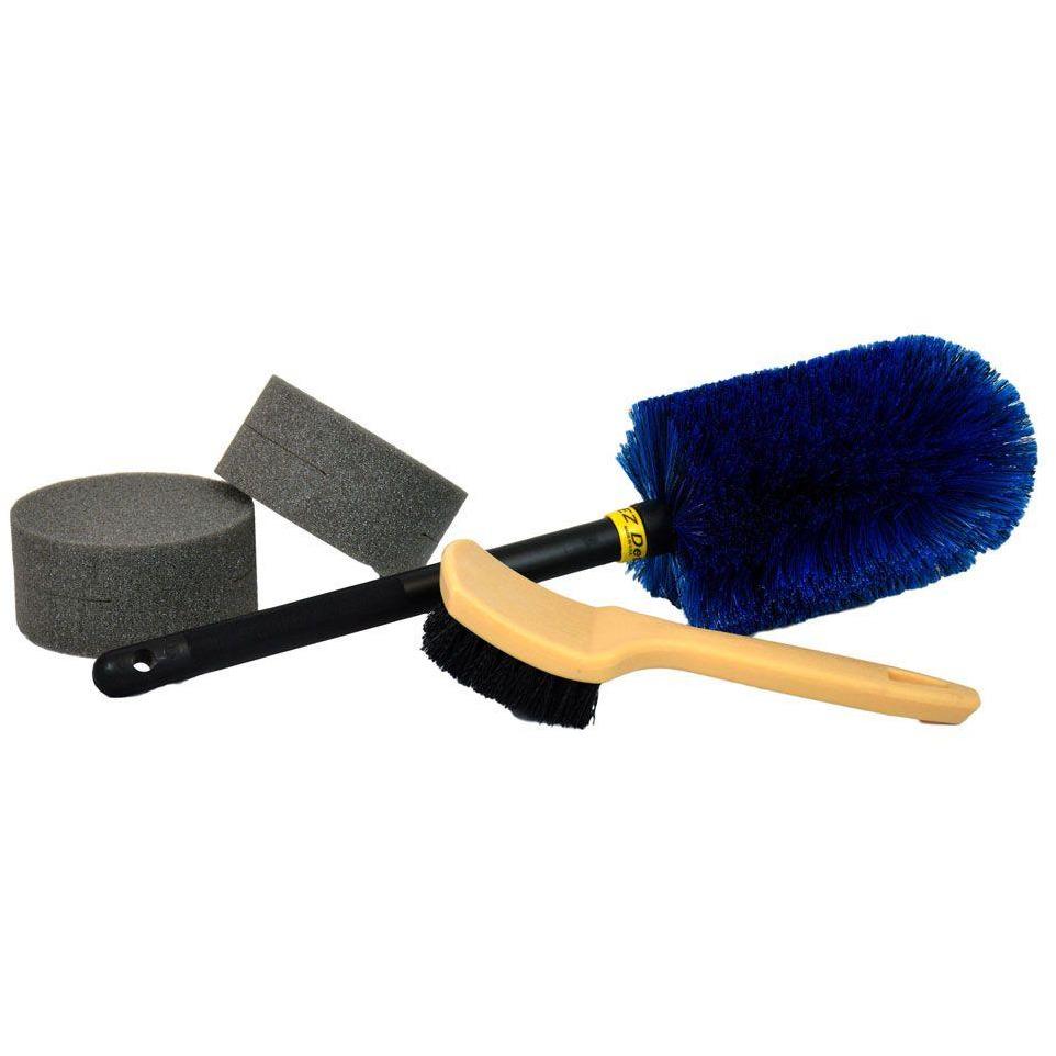 Low profile tire brush