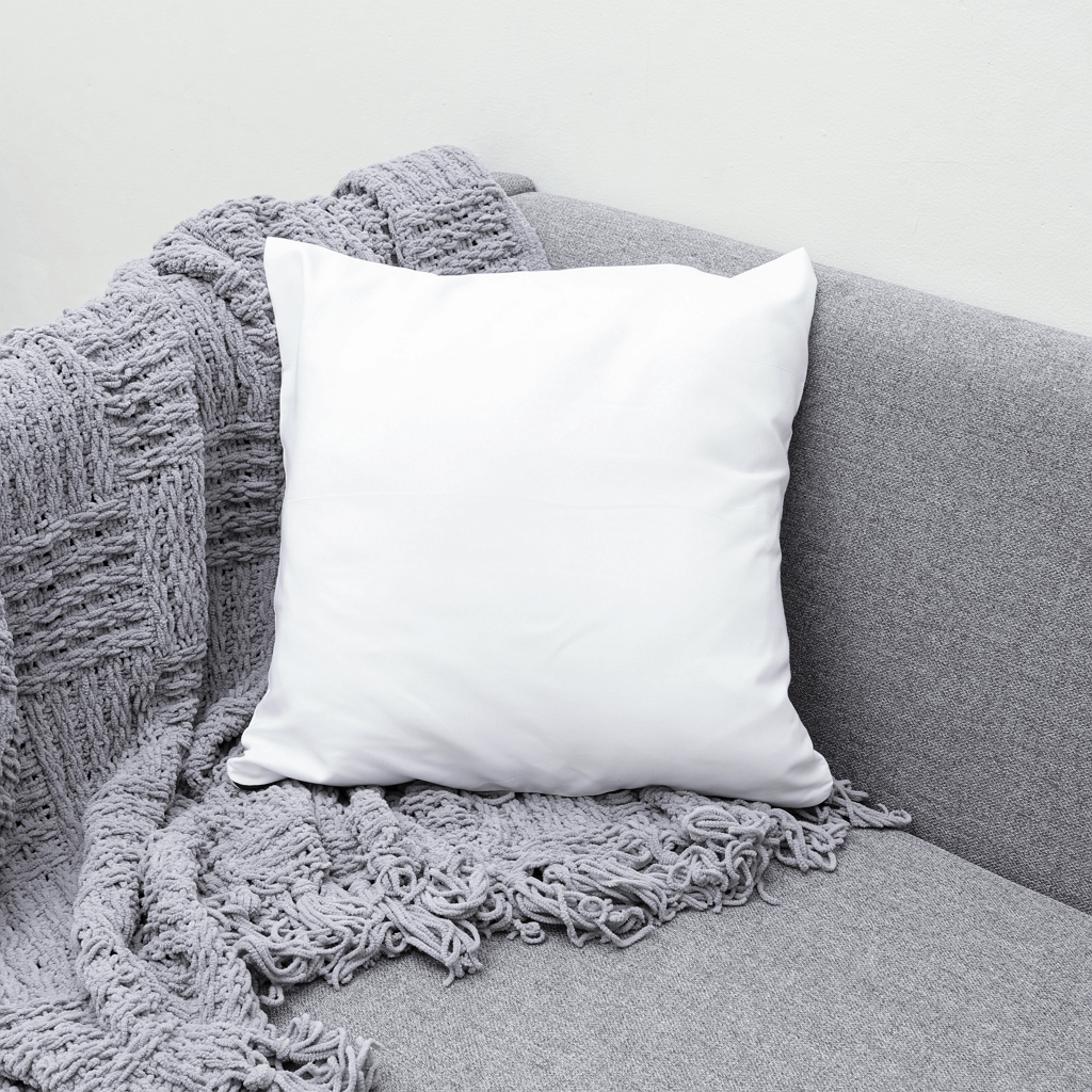 Throw Pillow Combinations + How to Arrange Pillows Like a Pro