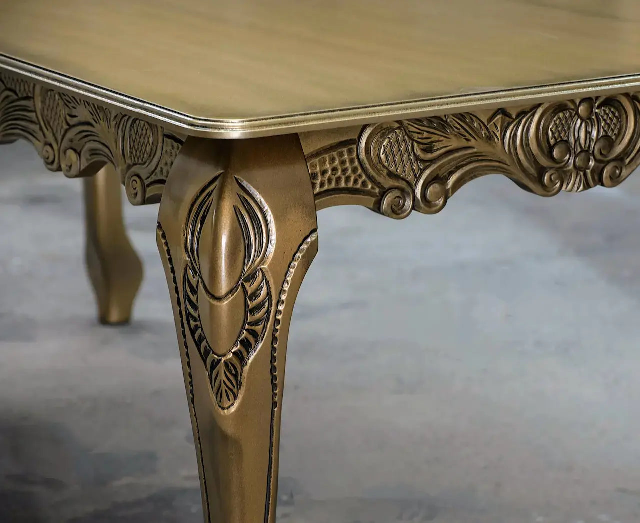Mesa Entalhada Retangular Imperador Dourado Envelhecido + Cores
