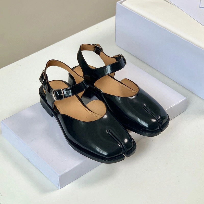 Purpdrank - 2023 New Design Women Flat Shoes Elegant Female Split Horse Toe Lady Sandals Tabi Female Moccasins Footwear Pig Toe Shoe B111