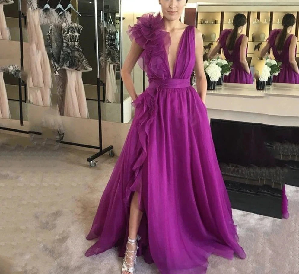 Voguable  Purple V-neck Prom Dress  Sleeveless Organza Prom Gown Hydrangea Ball Party Dress