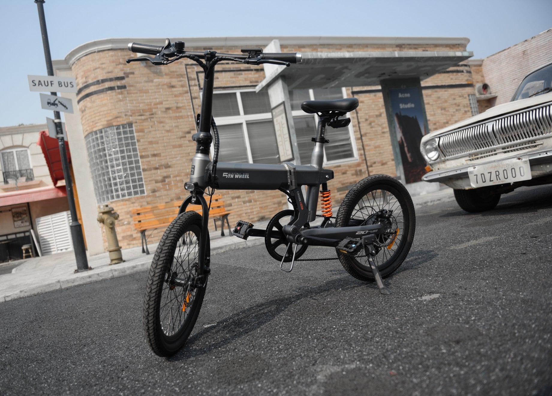 1 wheel electric bike