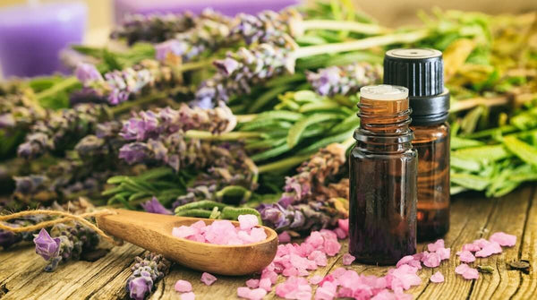 LAVENDER ESSENTIAL OIL