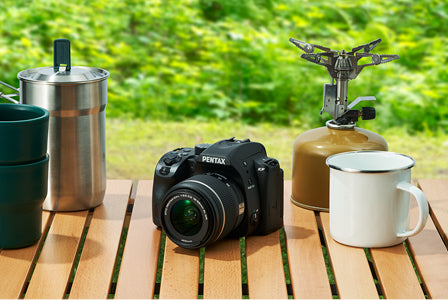 Compact design of Pentax KF DSLR camera