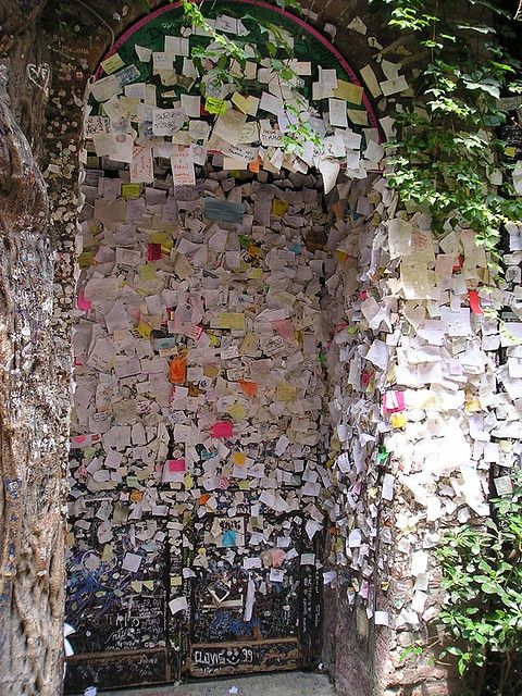 Wall of notes
