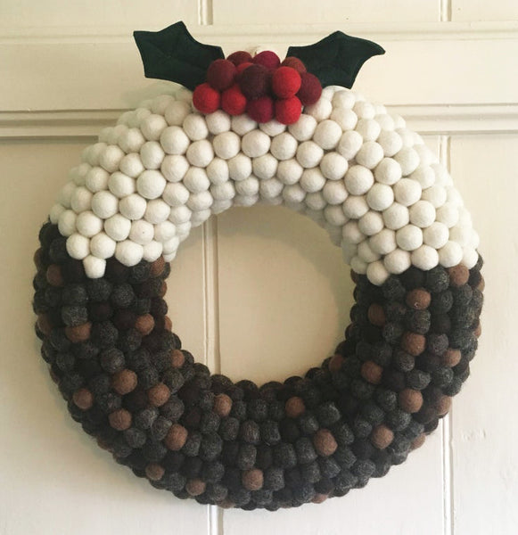 Christmas pudding wreath made from felt balls