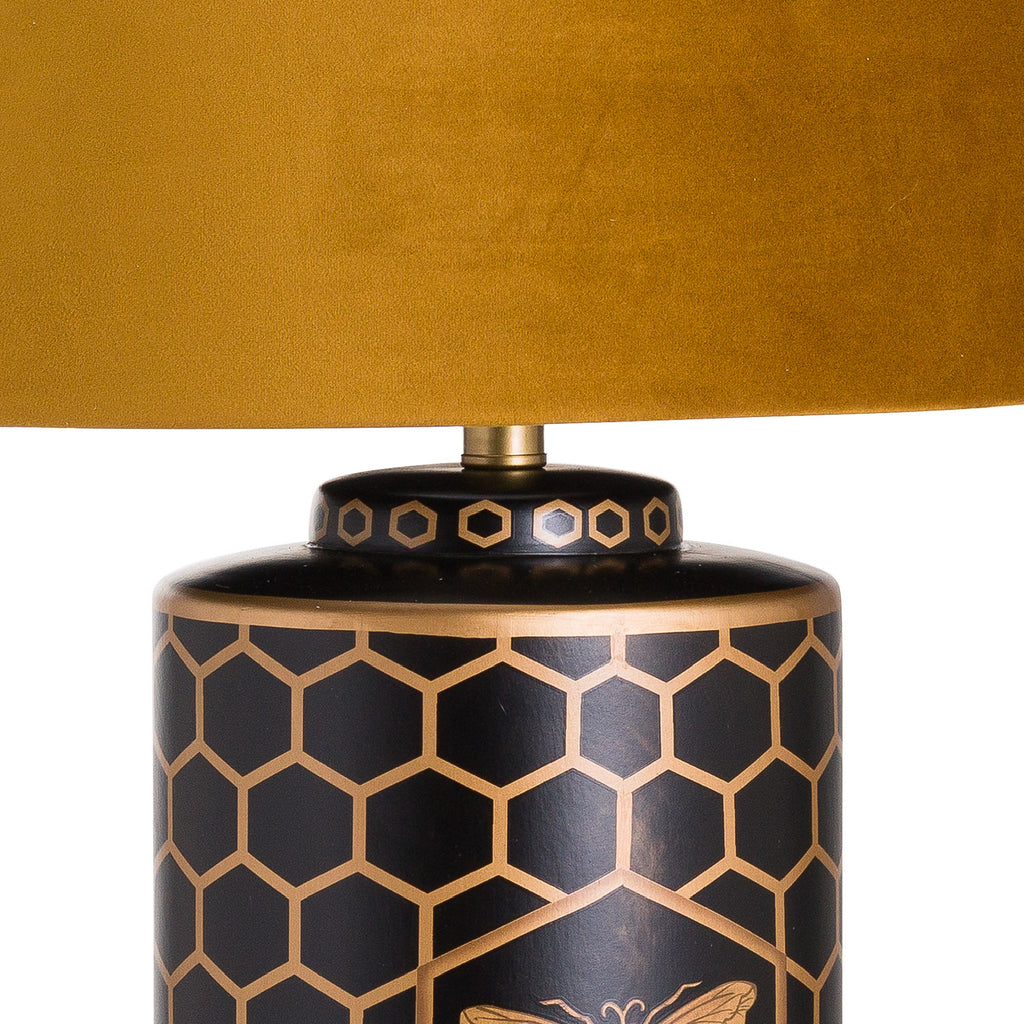 uteki painted table lamp