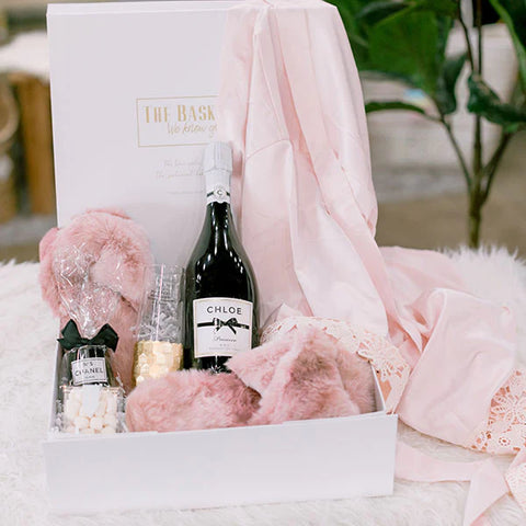 6 Unique Thank You Gifts For Your Bridal Party