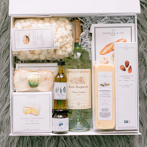 A Picnic for Two snack gift box