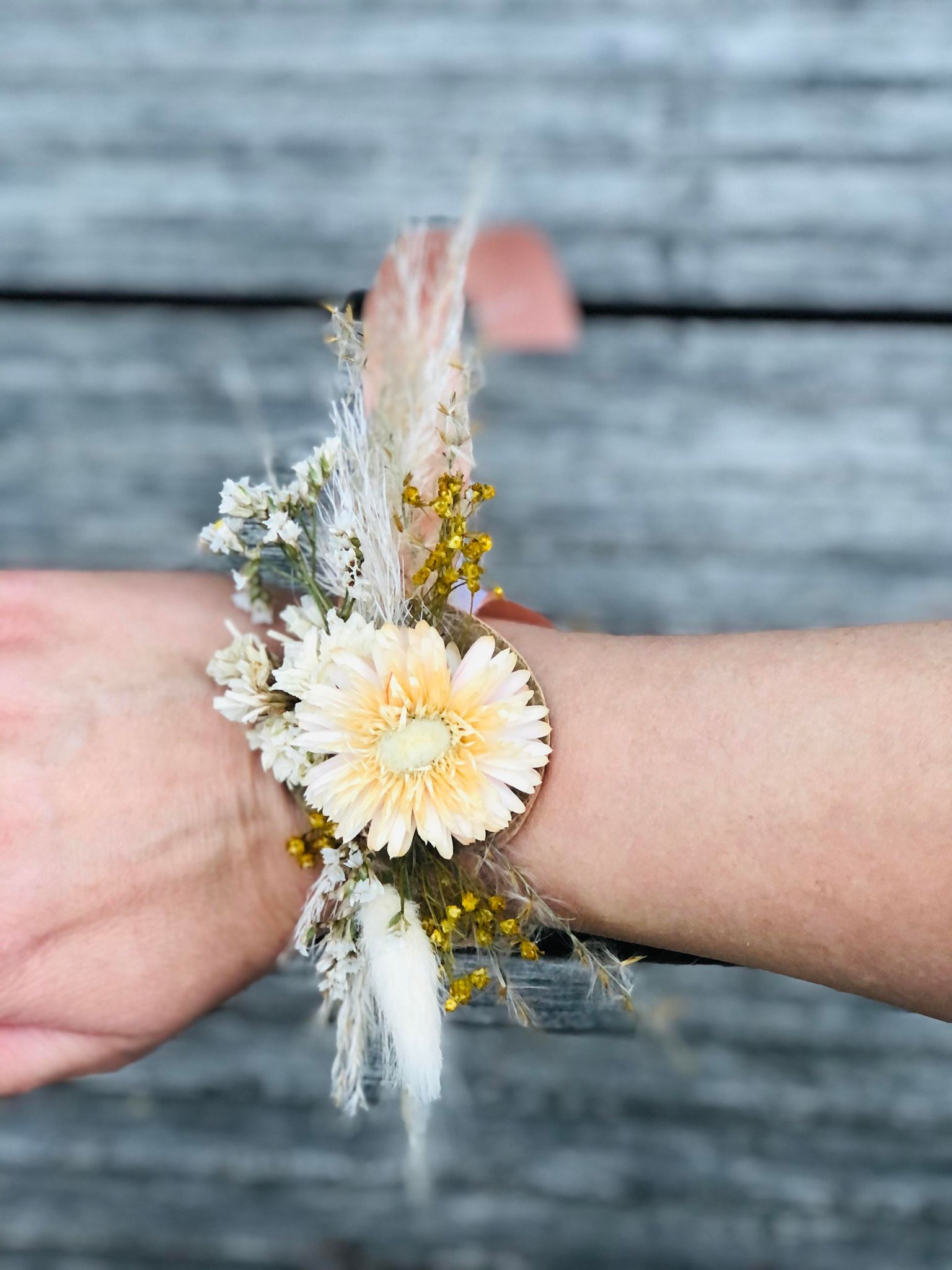uitlokken Beschikbaar Giftig Polscorsage armband – Magical Flower