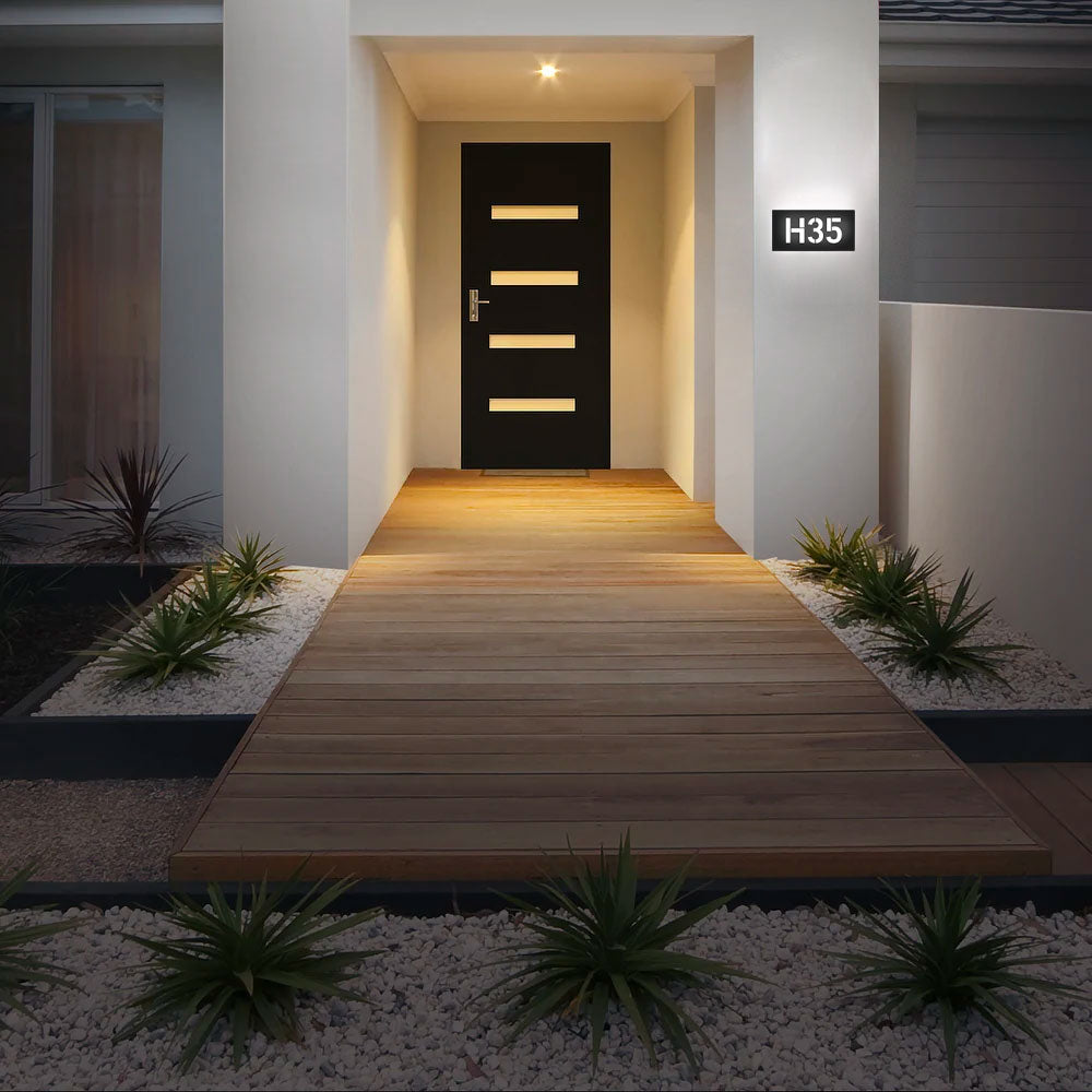 Luminous design house number: Horizontal Lux – NumberFix