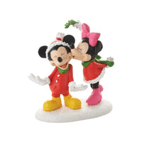Disney Showcase Village - Mickey's Christmas Kiss Figurine 4053053
