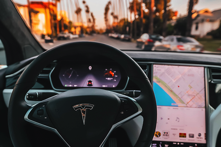 Tesla - Self Driving Mode