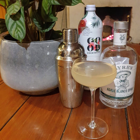 Non-alcoholic margarita using lyre's agave blanco spirit and the good cocktail co margarita mix