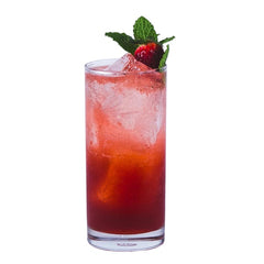 Alcohol-free strawberry cocktail for Christmas using Ecology and Co distilled botanical spirit