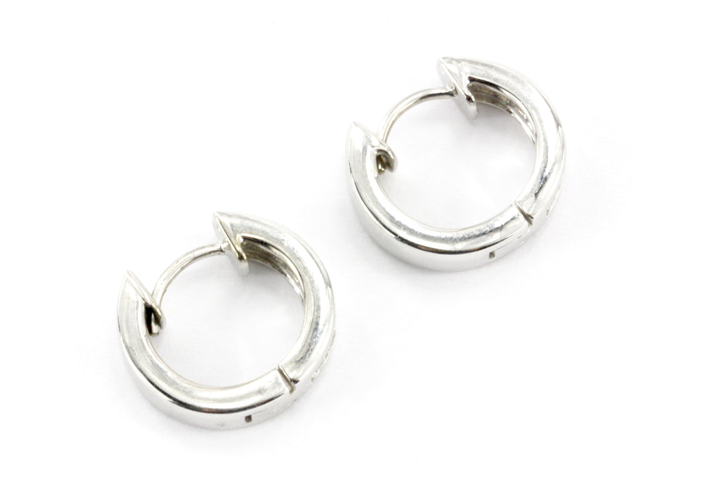 18K White Gold .35 CTW Diamond Huggie Hoop Earrings — Queen May