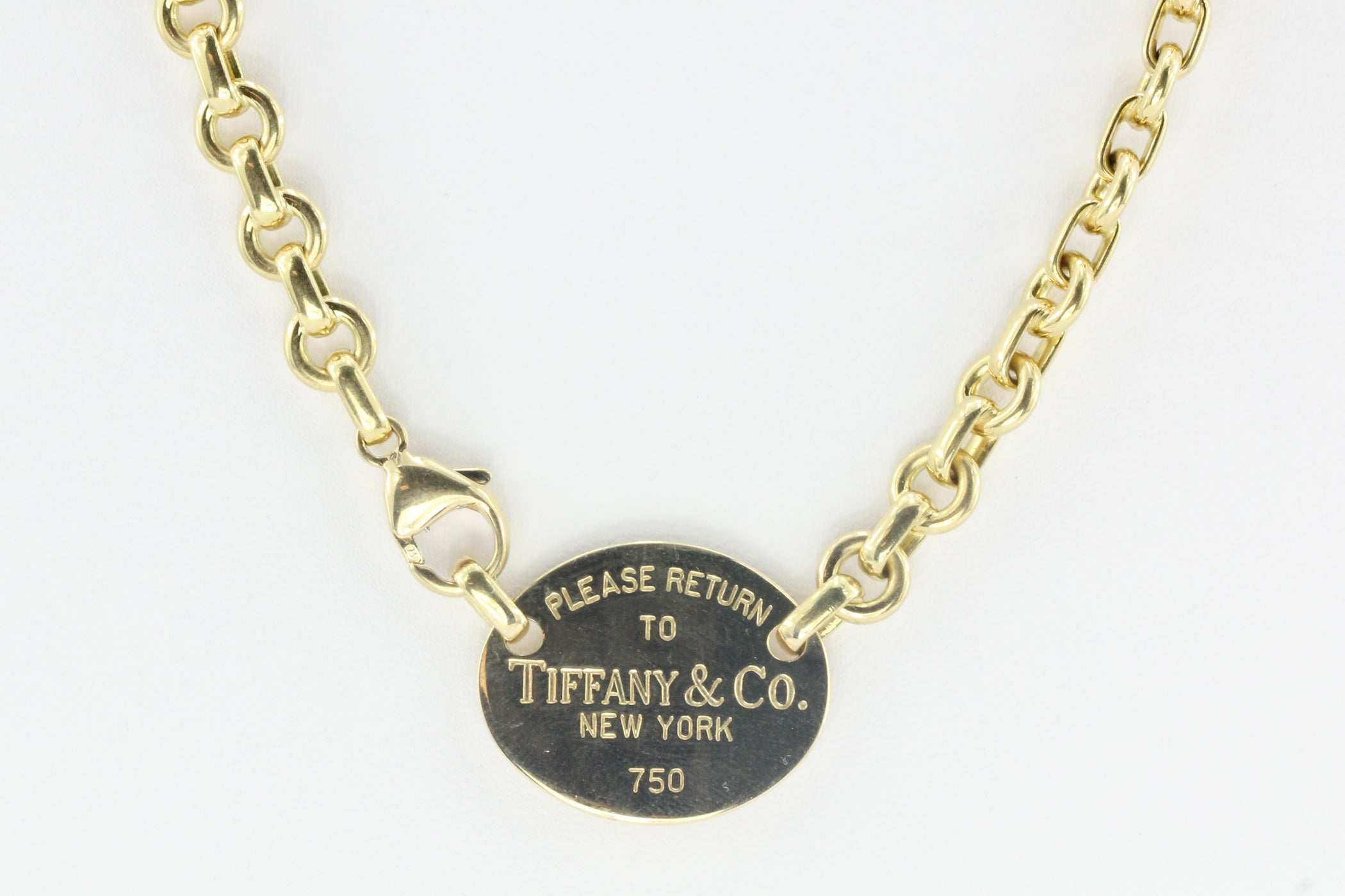 Tiffany & Co 18K Gold Please Return To Tiffany Oval Tag Necklace