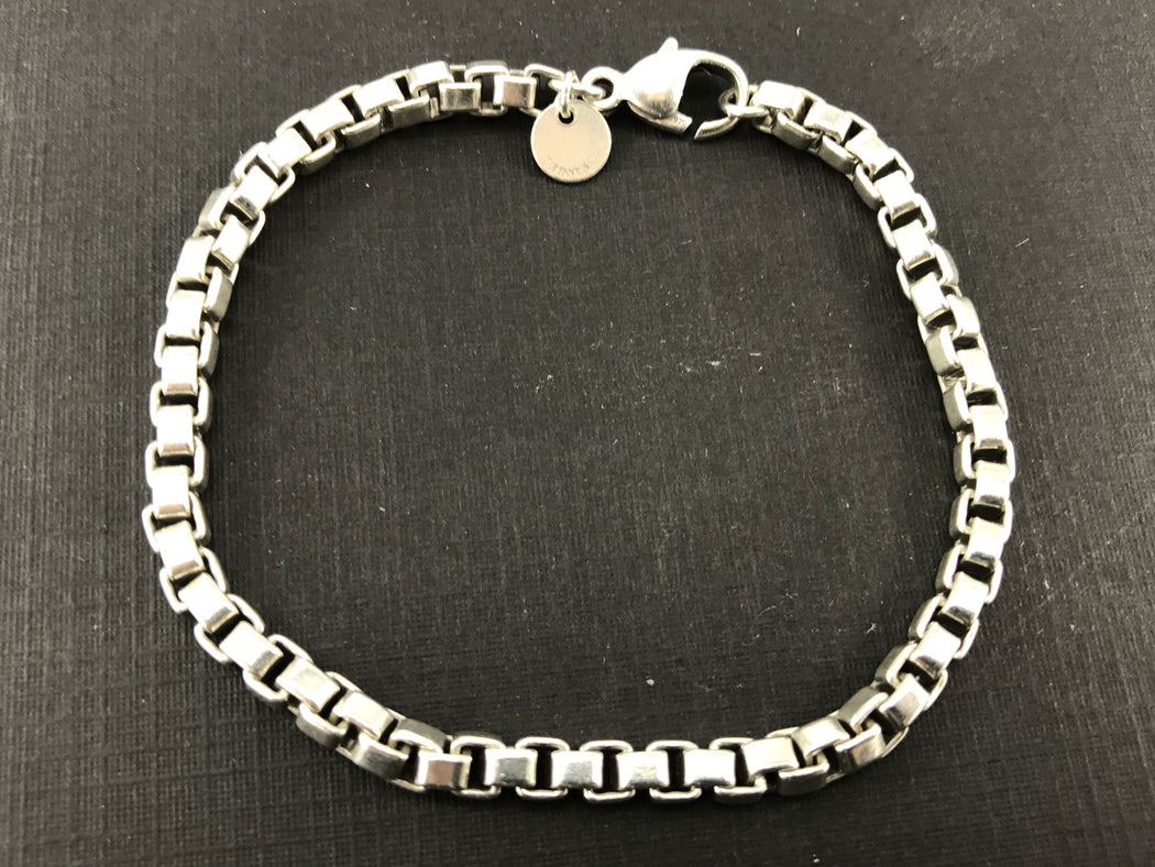 tiffany and co box chain bracelet