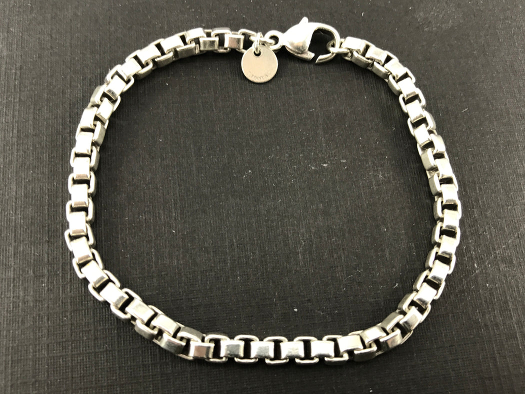 tiffany silver box chain bracelet