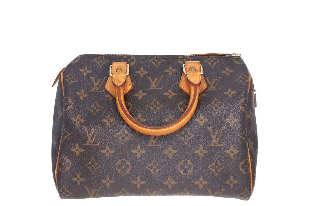 Louis Vuitton 1998  49 For Sale on 1stDibs  louis vuitton 1998 handbag  collection 1998 louis vuitton bag louis vuitton 1998 preowned randonnee  pm shoulder bag  brown