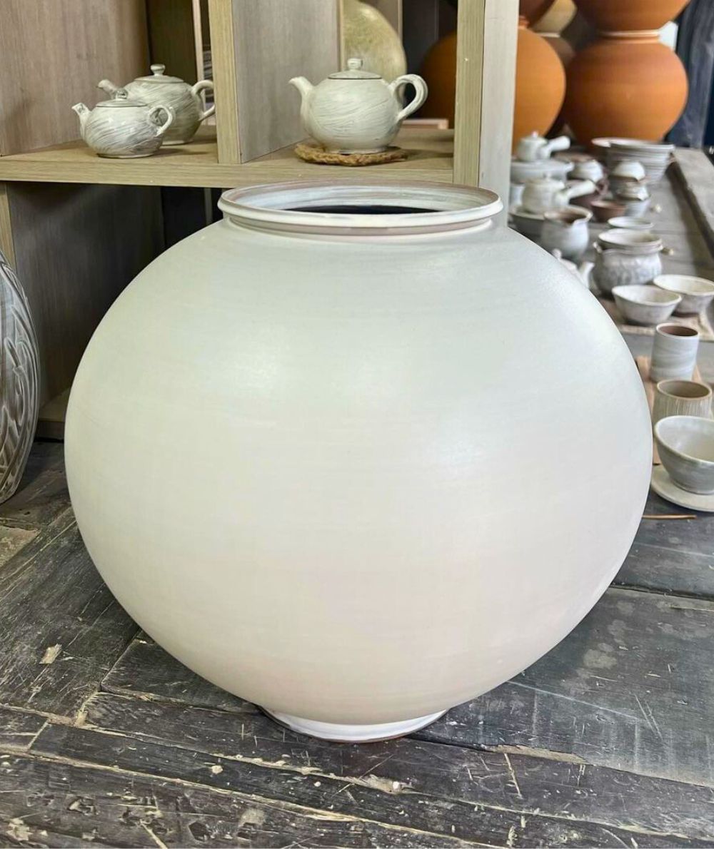 pottery (2).jpg__PID:a932f836-61c6-4b22-b857-b810ce692679