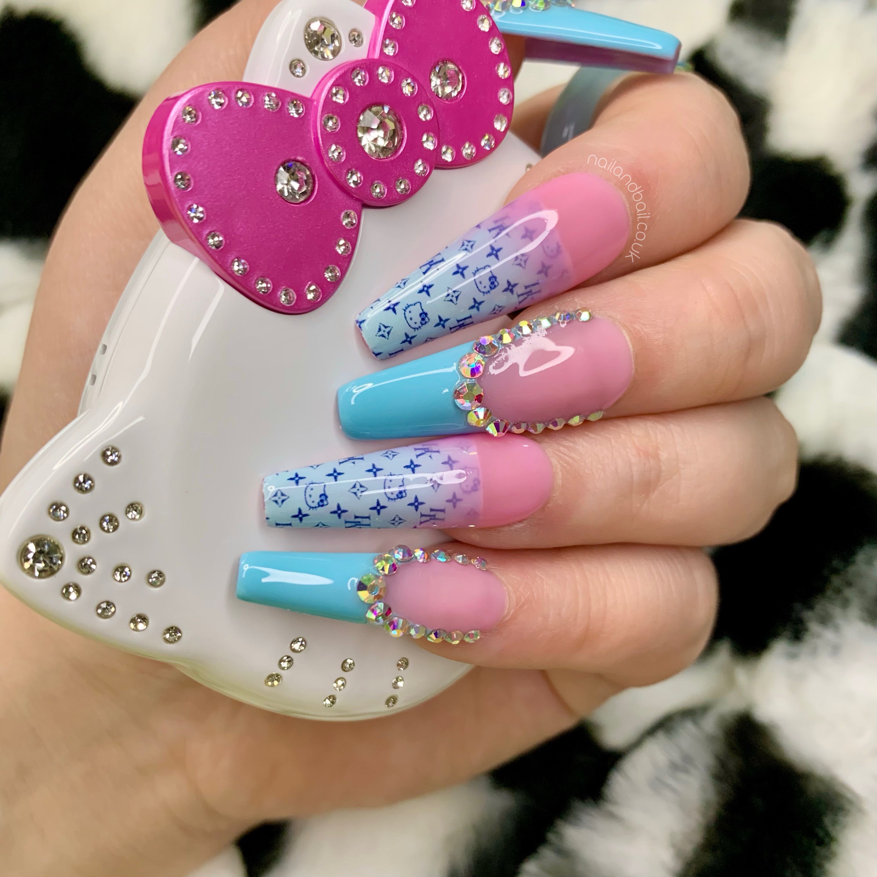 Chi tiết hơn 85 louis vuitton nail decals hay nhất  trieuson5